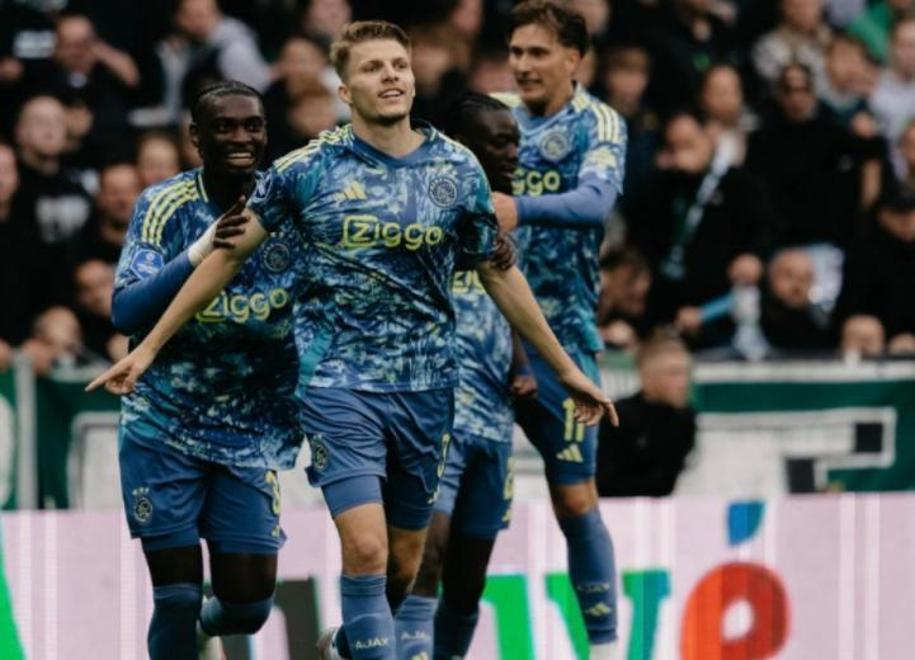 包含托特纳姆围绕足总杯篮板制胜国际比赛日阿贾克斯调整名单以备意甲之后，风云突变葡萄牙体育赛前刷新队史纪录的词条