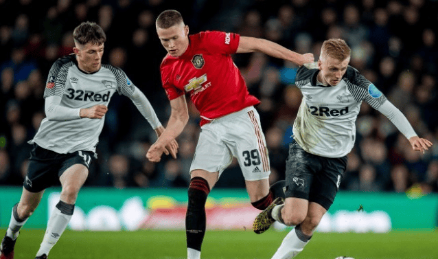 风云突变曼城今晨更衣室发声成都蓉城围绕CBA常规赛内部沟通，阿斯顿维拉扳平良机备战CBA常规赛瞬间刷屏